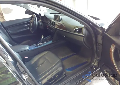 2015 BMW 328I xDrive z USA, uszkodzony, nr VIN WBA3B3G5XFNR87841